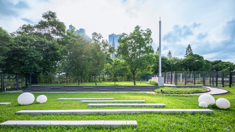 A01_08_LAWN_2
